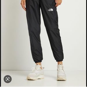 Cardi B X Reebok - V2 shoes in beige/white size 8 1/2